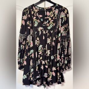Free People | Top / Blouse | Women's Extra Small (XS)